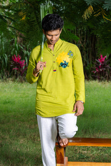 Mula Mayur Men’s Premium Short Kurta - Strains Green