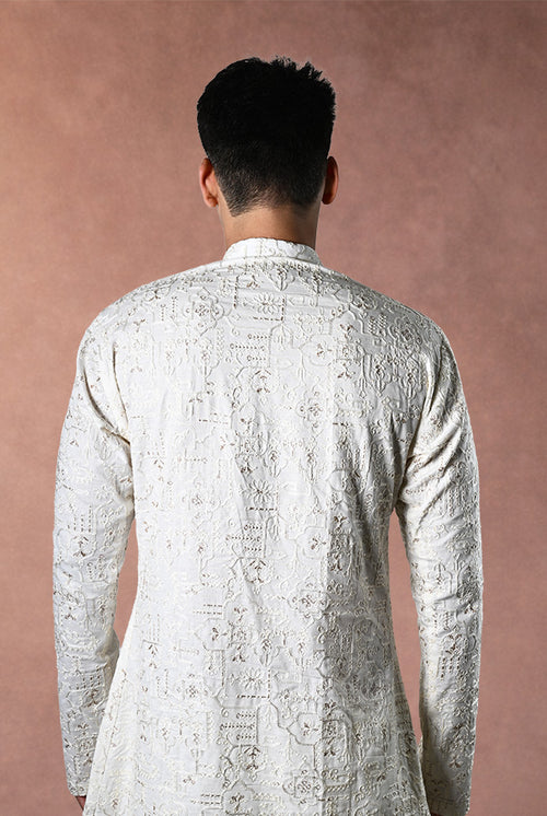 Ivory Ghost: The All-Over Angrakha